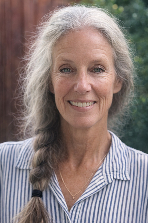 Realtor Nancy Vevoda