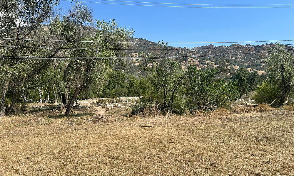 42001 North Fork Drive, Three Rivers, CA 93271