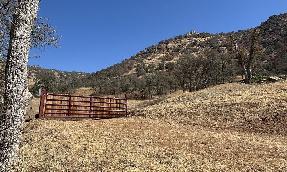 42367 Corral Drive, Three Rivers, CA 93271